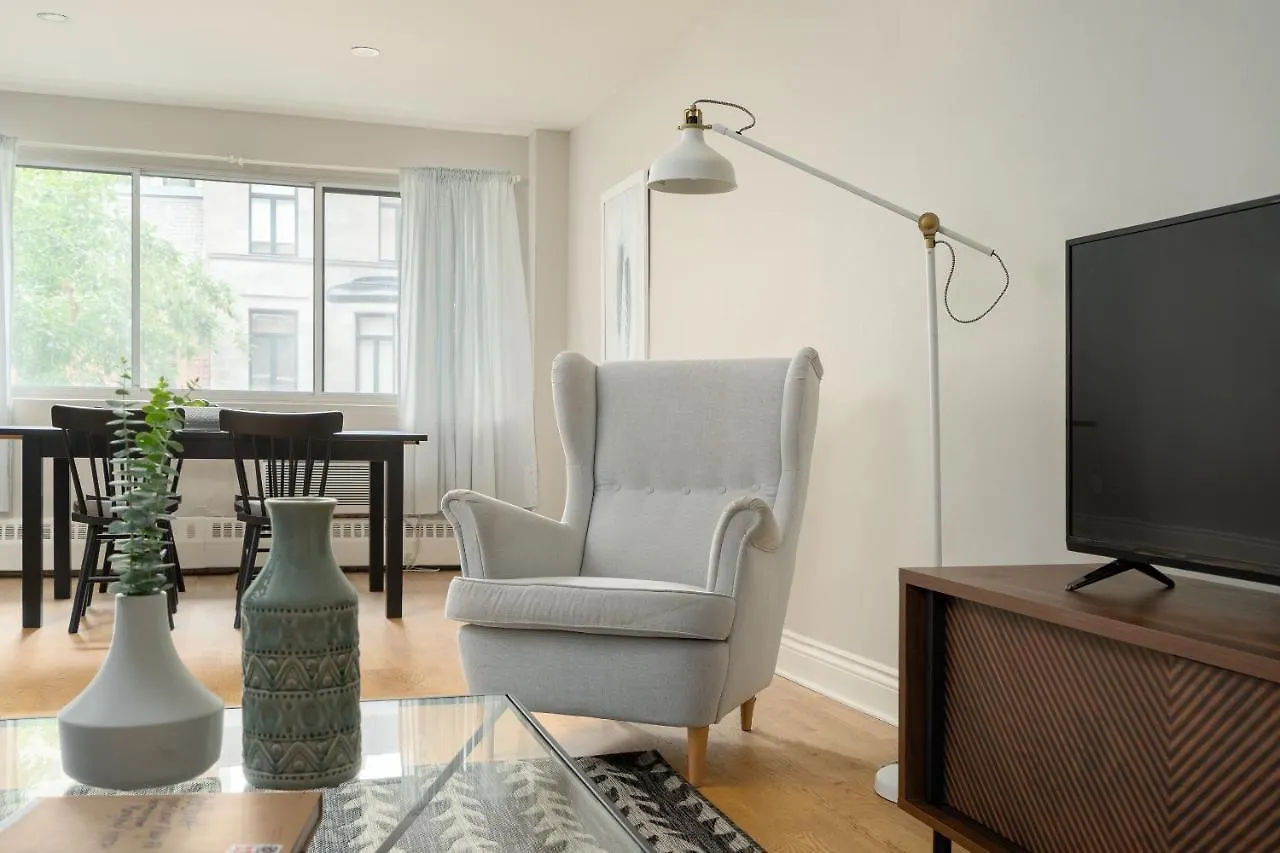 Bold Downtown Montreal Suites By Sonder Aparthotel