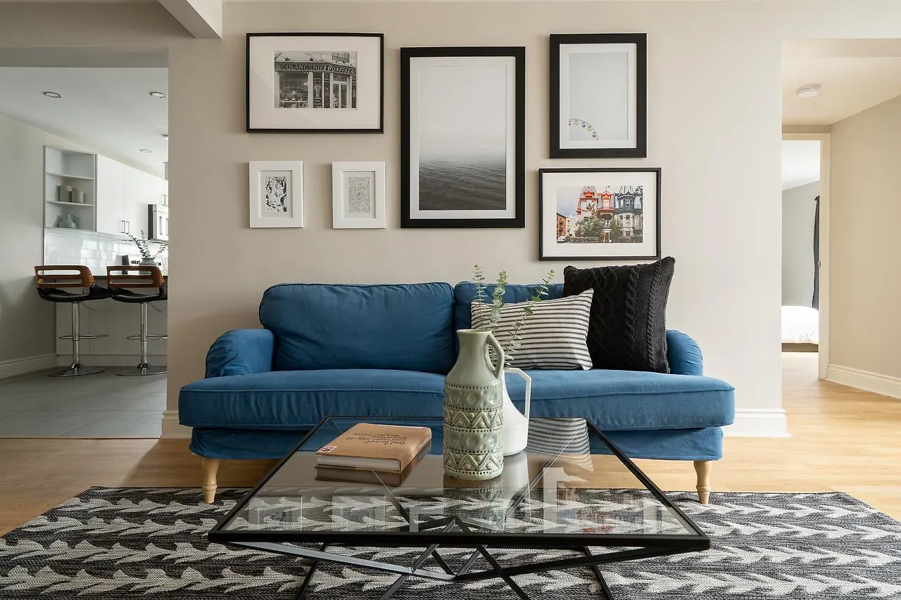 Bold Downtown Montreal Suites By Sonder Aparthotel