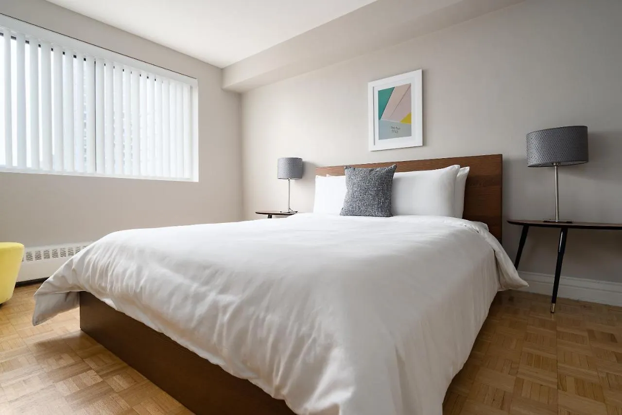 Bold Downtown Montreal Suites By Sonder